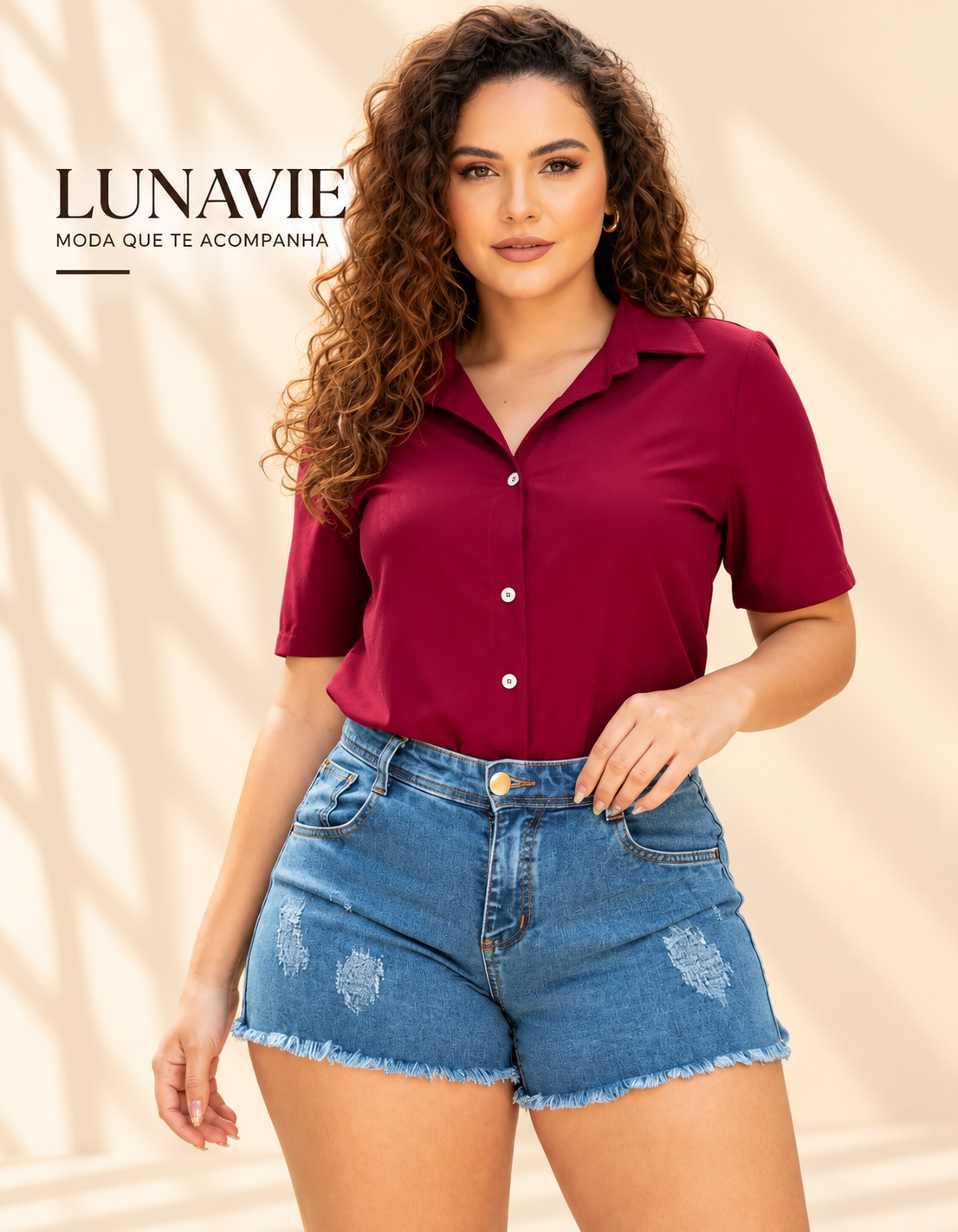 Short Feminino Cintura Alta em Sarja com Lycra